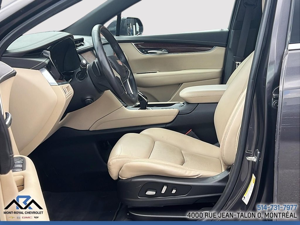 2017 Cadillac XT5 Luxury AWD in Montreal, Quebec - 9 - w1024h768px