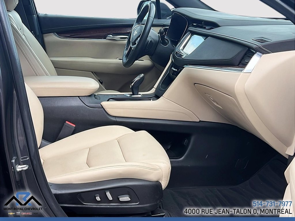 2017 Cadillac XT5 Luxury AWD in Montreal, Quebec - 11 - w1024h768px