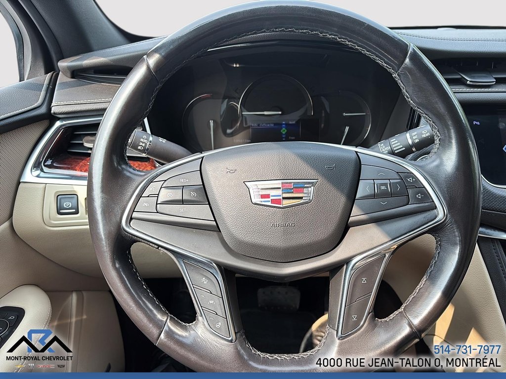 2018 Cadillac XT5 in Montreal, Quebec - 11 - w1024h768px