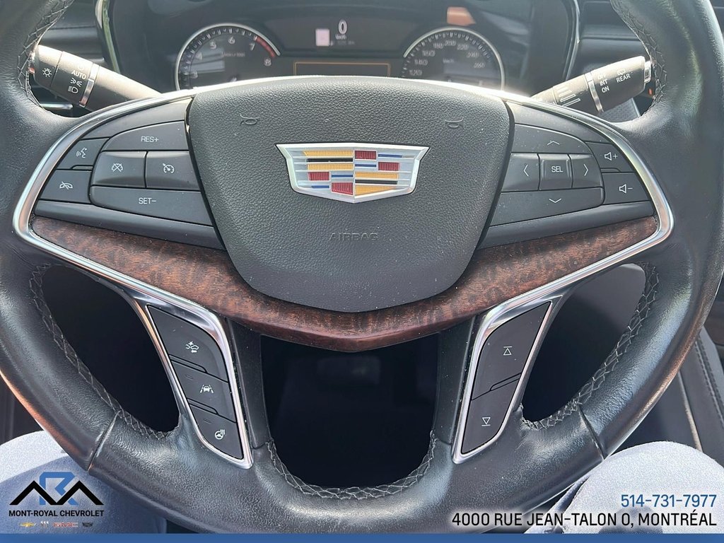 2022 Cadillac XT5 AWD Premium Luxury in Montreal, Quebec - 20 - w1024h768px
