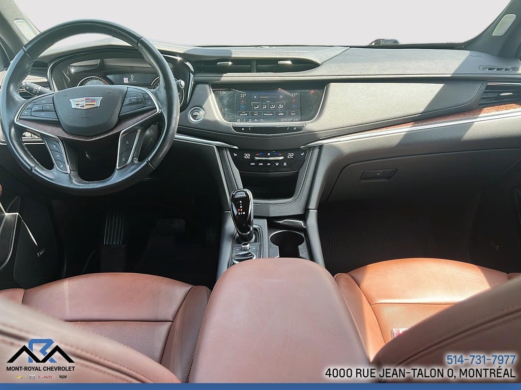 2022 Cadillac XT5 AWD Premium Luxury in Montreal, Quebec - 11 - w1024h768px