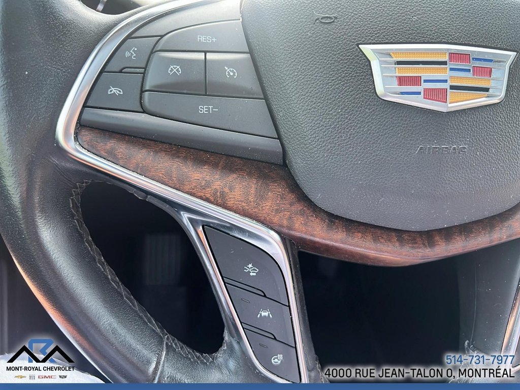 2022 Cadillac XT5 AWD Premium Luxury in Montreal, Quebec - 21 - w1024h768px