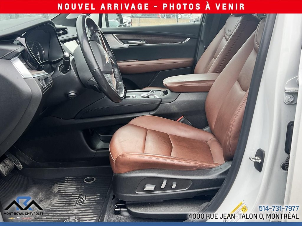 Cadillac XT5 AWD Premium Luxury 2022 à Montréal, Québec - 2 - w1024h768px