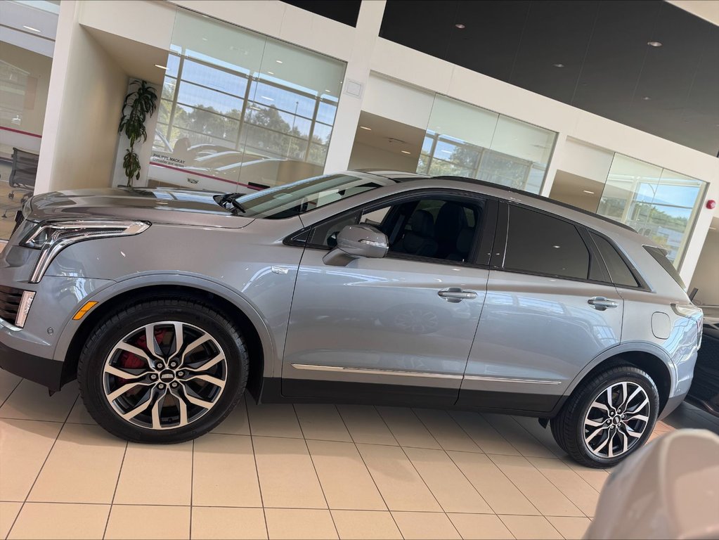 Cadillac XT5  2024 à Montréal, Québec - 3 - w1024h768px