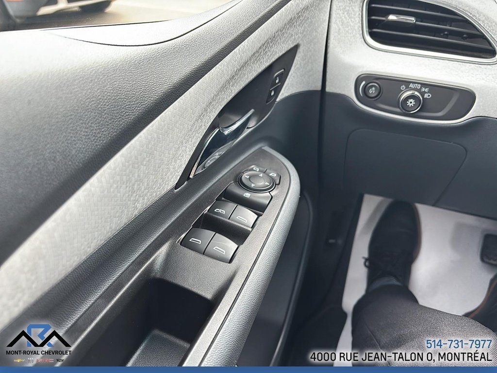 Chevrolet Bolt EV  2021 à Montréal, Québec - 9 - w1024h768px