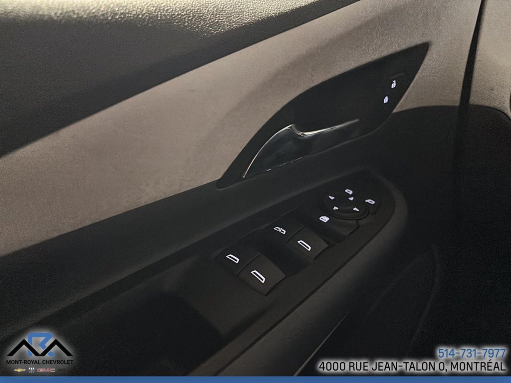 Chevrolet Bolt EV LT 2021 à Montréal, Québec - 27 - w1024h768px