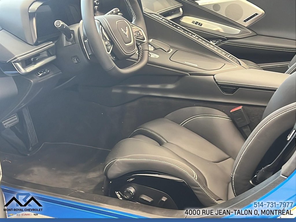 2025 Chevrolet Corvette 3LT in Montreal, Quebec - 8 - w1024h768px