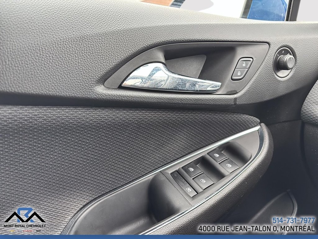 2018 Chevrolet Cruze LT in Montreal, Quebec - 21 - w1024h768px