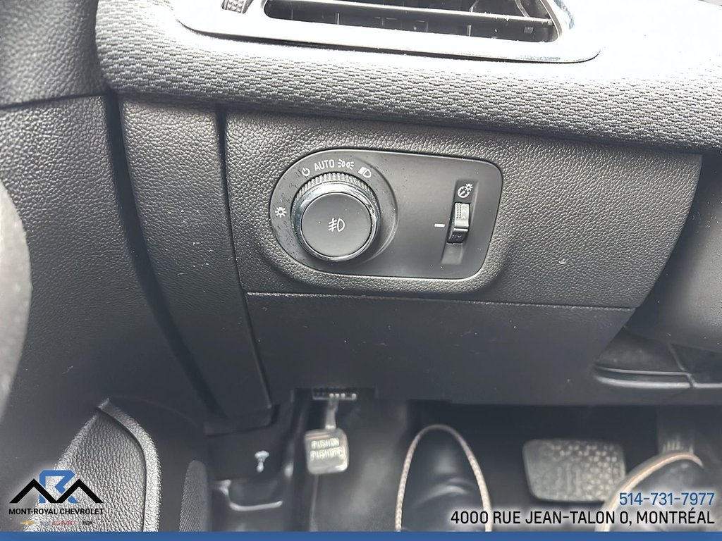 2018 Chevrolet Cruze LT in Montreal, Quebec - 30 - w1024h768px