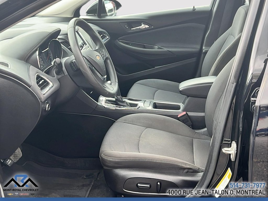 Chevrolet Cruze LT 2018 à Montréal, Québec - 9 - w1024h768px