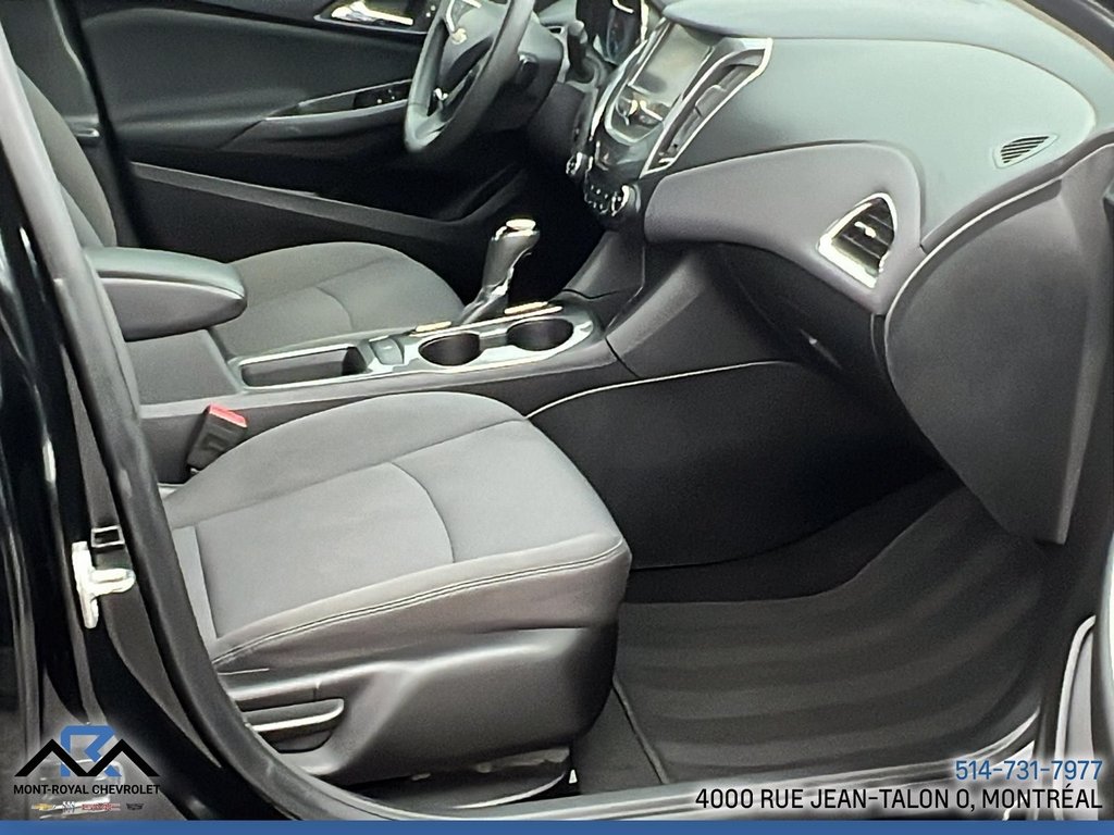 Chevrolet Cruze LT 2018 à Montréal, Québec - 11 - w1024h768px