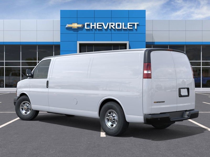 2026 Chevrolet EXPRESS CARGO 3500 EXT WB (1WT) CARGO 3500 EXT WB (1WT) in Montreal, Quebec - 3 - w1024h768px