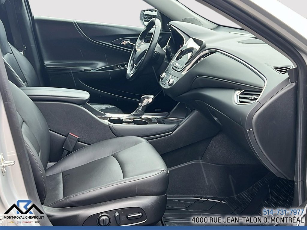 2022 Chevrolet Malibu Premier in Montreal, Quebec - 11 - w1024h768px