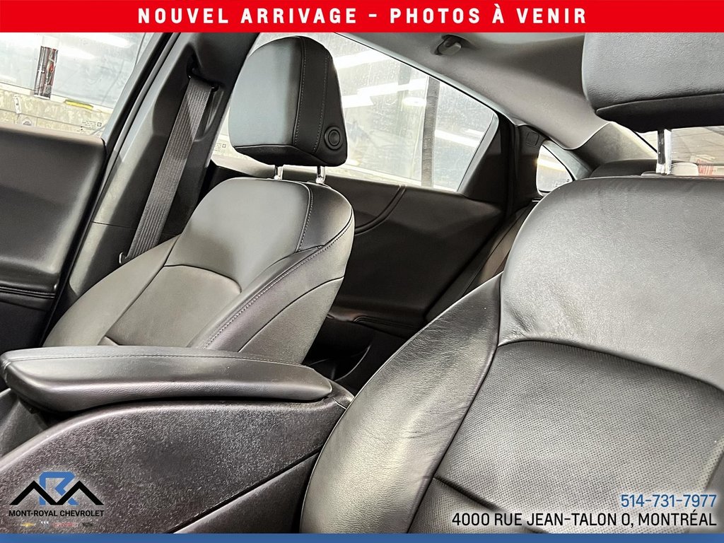 2022 Chevrolet Malibu Premier in Montreal, Quebec - 3 - w1024h768px