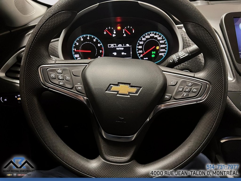 Chevrolet Malibu 1LT 2024 à Montréal, Québec - 29 - w1024h768px