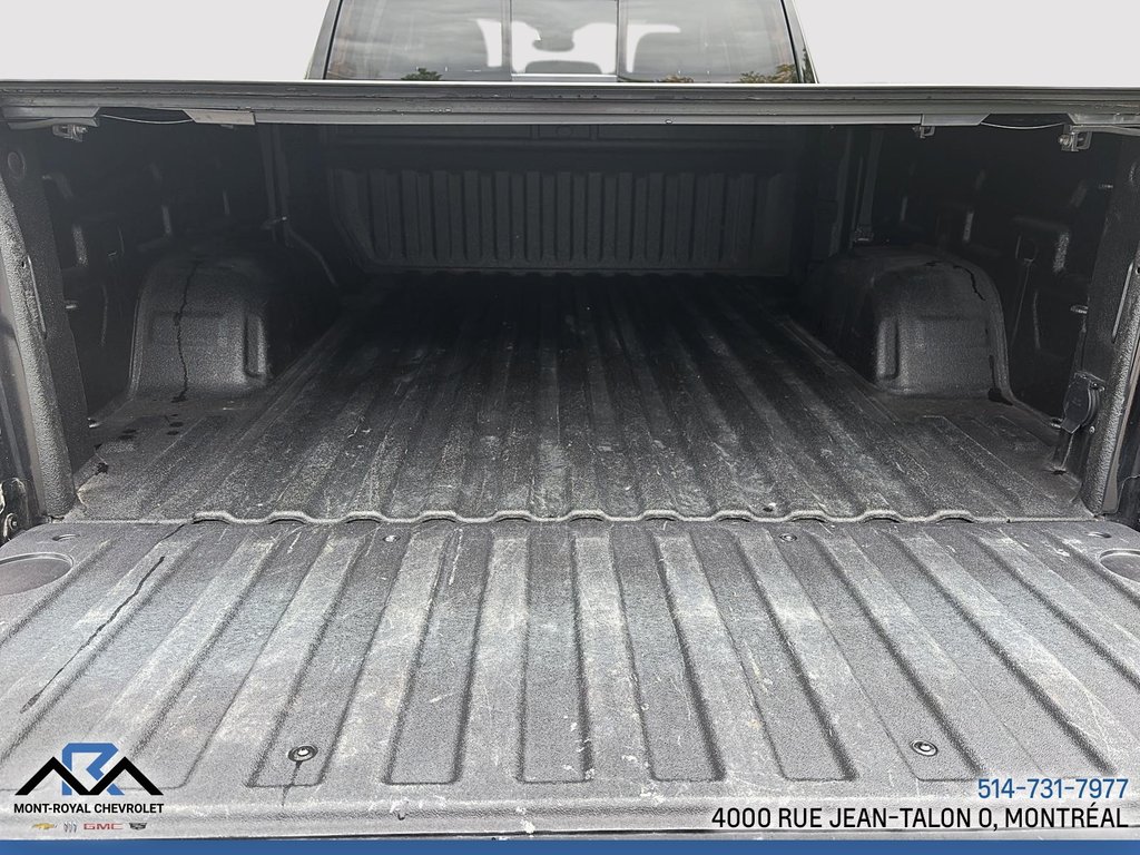 2022 Chevrolet Silverado 1500 in Montreal, Quebec - 15 - w1024h768px