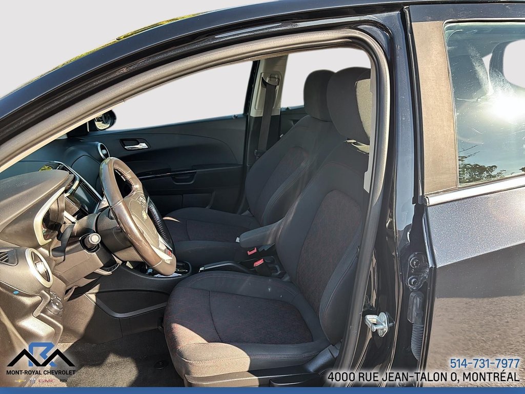 Chevrolet Sonic LT 2017 à Montréal, Québec - 17 - w1024h768px