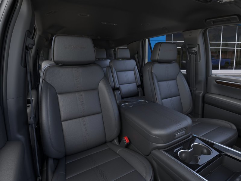 2026 Chevrolet Tahoe High Country in Montreal, Quebec - 6 - w1024h768px