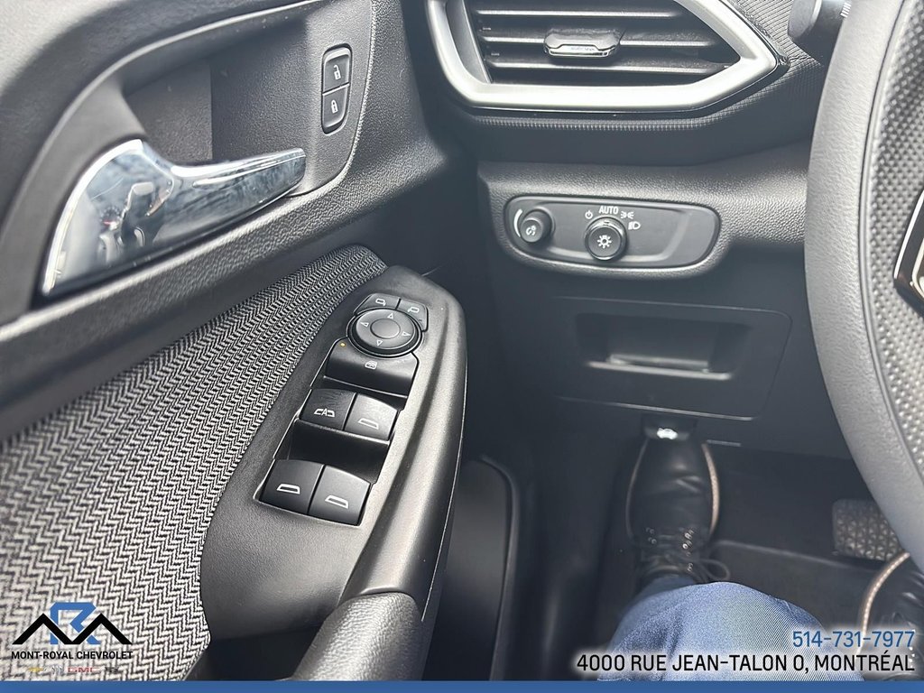 Chevrolet Trailblazer LS 2023 à Montréal, Québec - 17 - w1024h768px