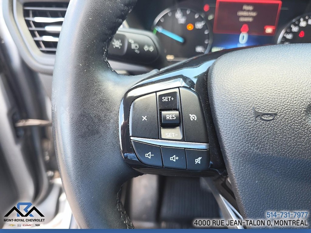 2022 Ford Escape SEL Plug-In Hybrid in Montréal, Quebec - 24 - w1024h768px