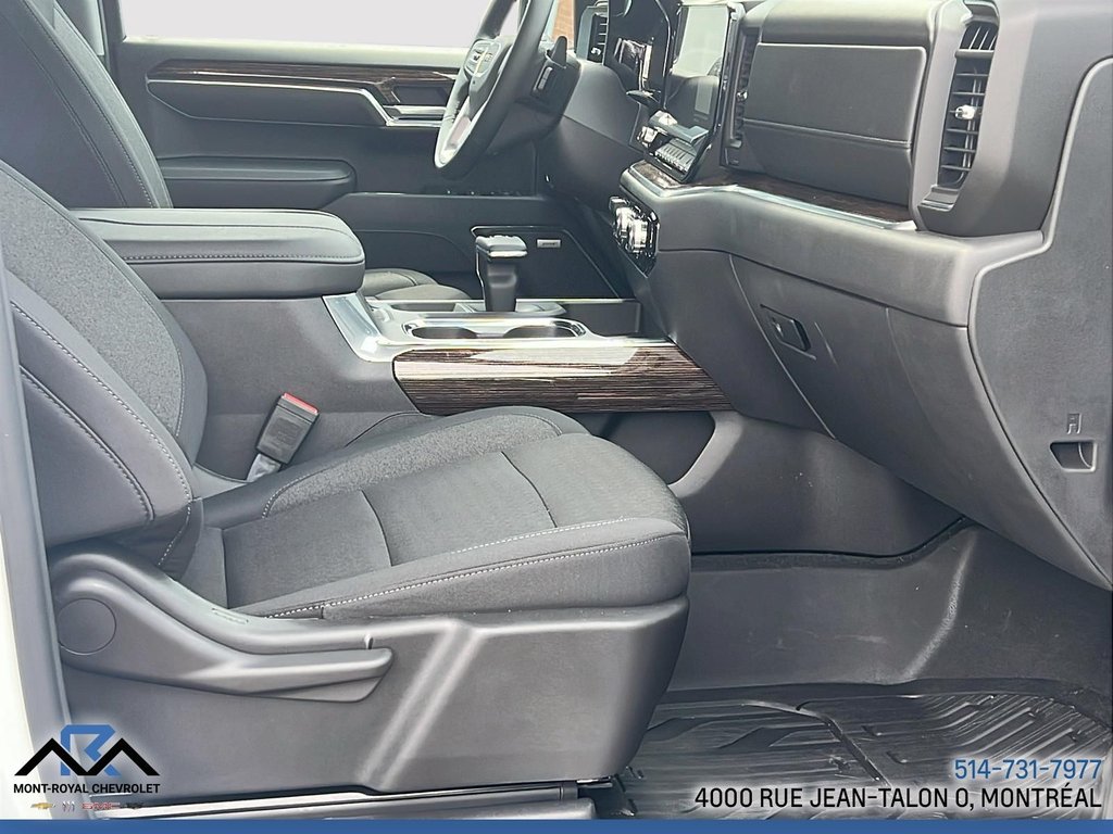 2025 GMC Sierra 1500 ELEVATION in Montreal, Quebec - 11 - w1024h768px