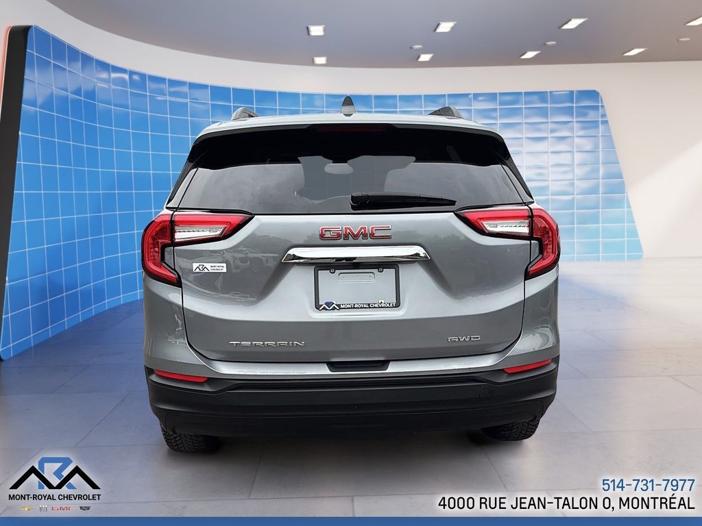 2023 GMC Terrain SLE in Montréal, Quebec - 5 - w1024h768px