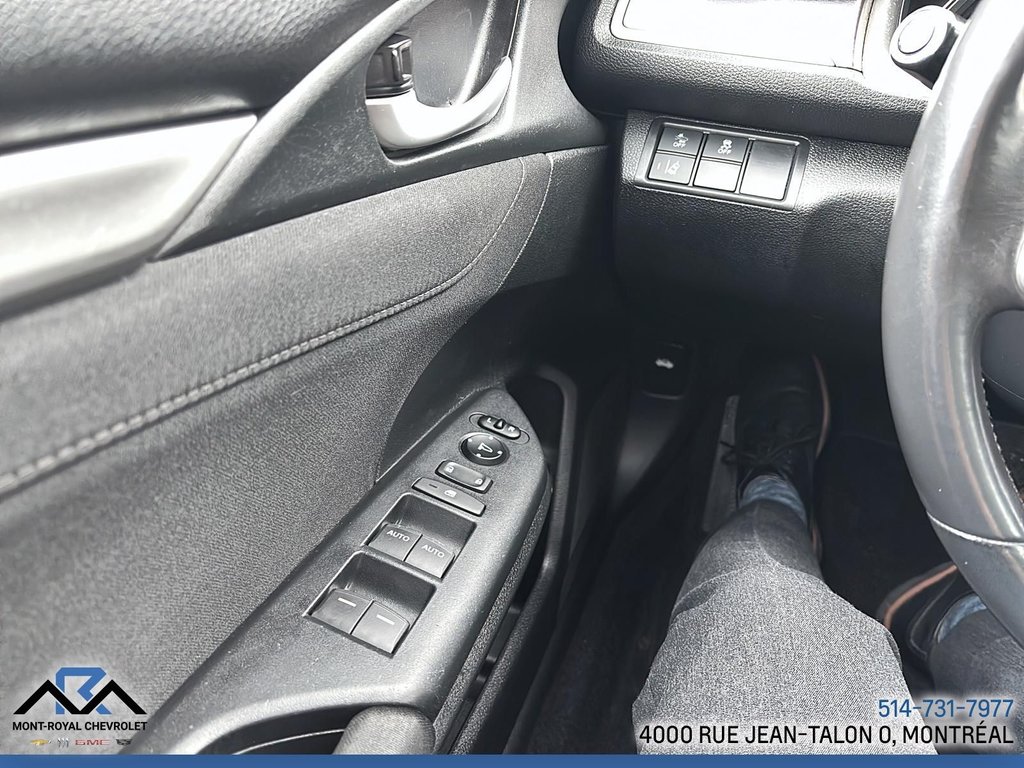 2016 Honda Civic Sedan in Montreal, Quebec - 15 - w1024h768px