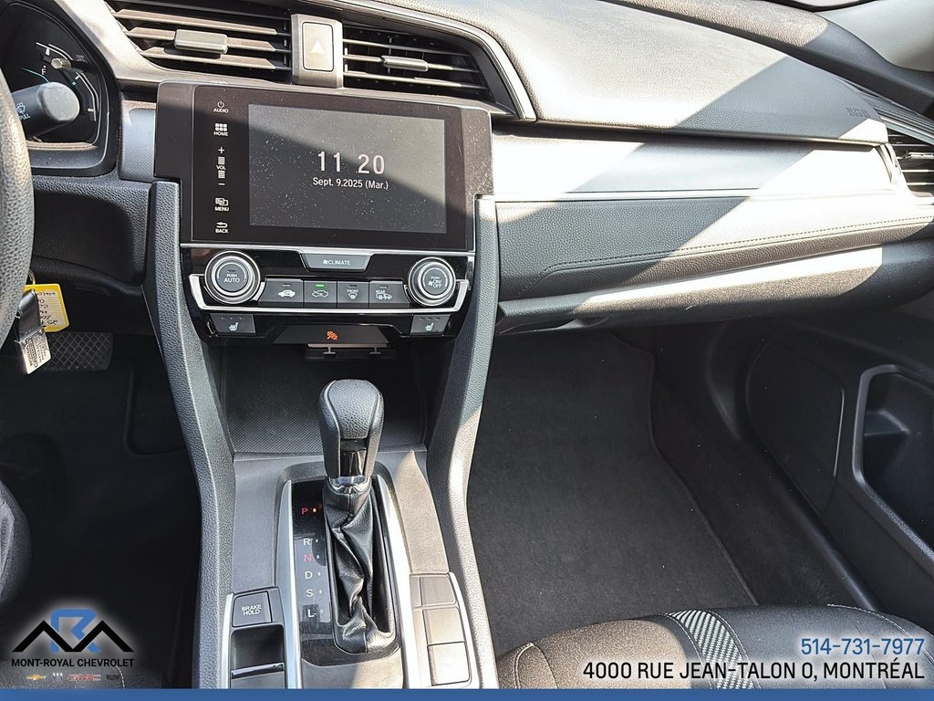 2017 Honda Civic Sedan LX in Montréal, Quebec - 13 - w1024h768px