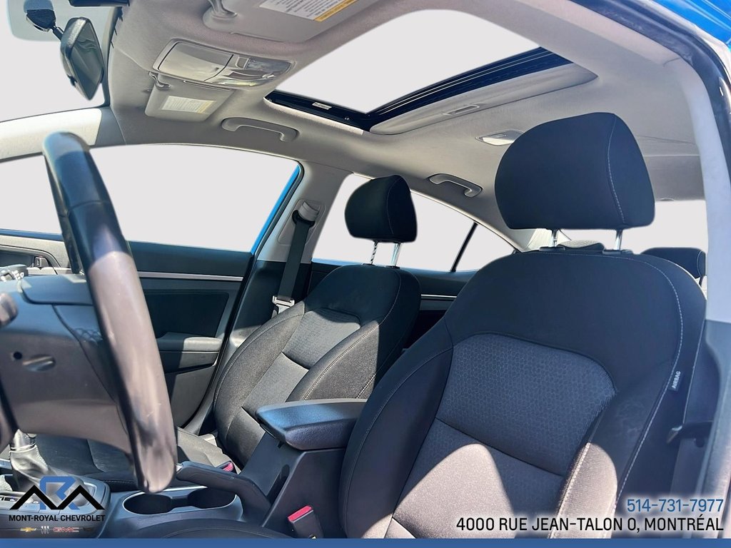 Hyundai Elantra GLS 2017 à Montréal, Québec - 18 - w1024h768px