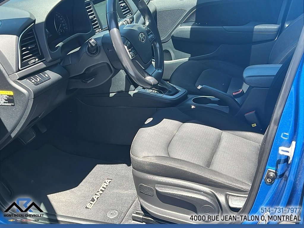 Hyundai Elantra GLS 2017 à Montréal, Québec - 9 - w1024h768px