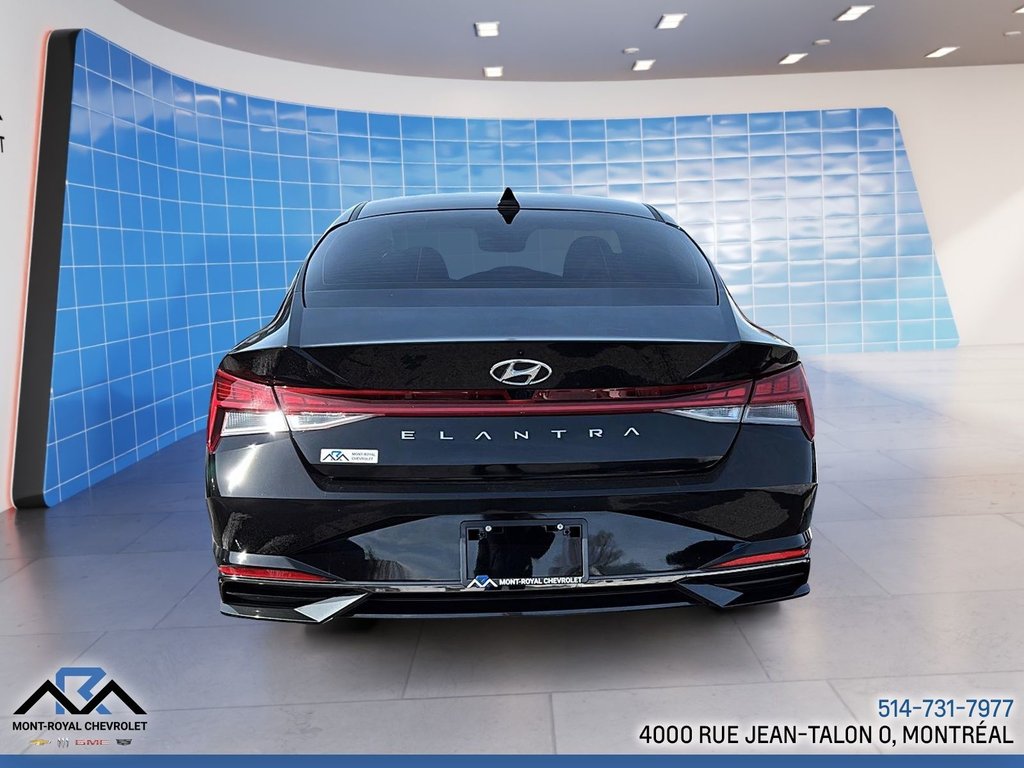 Hyundai Elantra Luxury 2023 à Montréal, Québec - 7 - w1024h768px