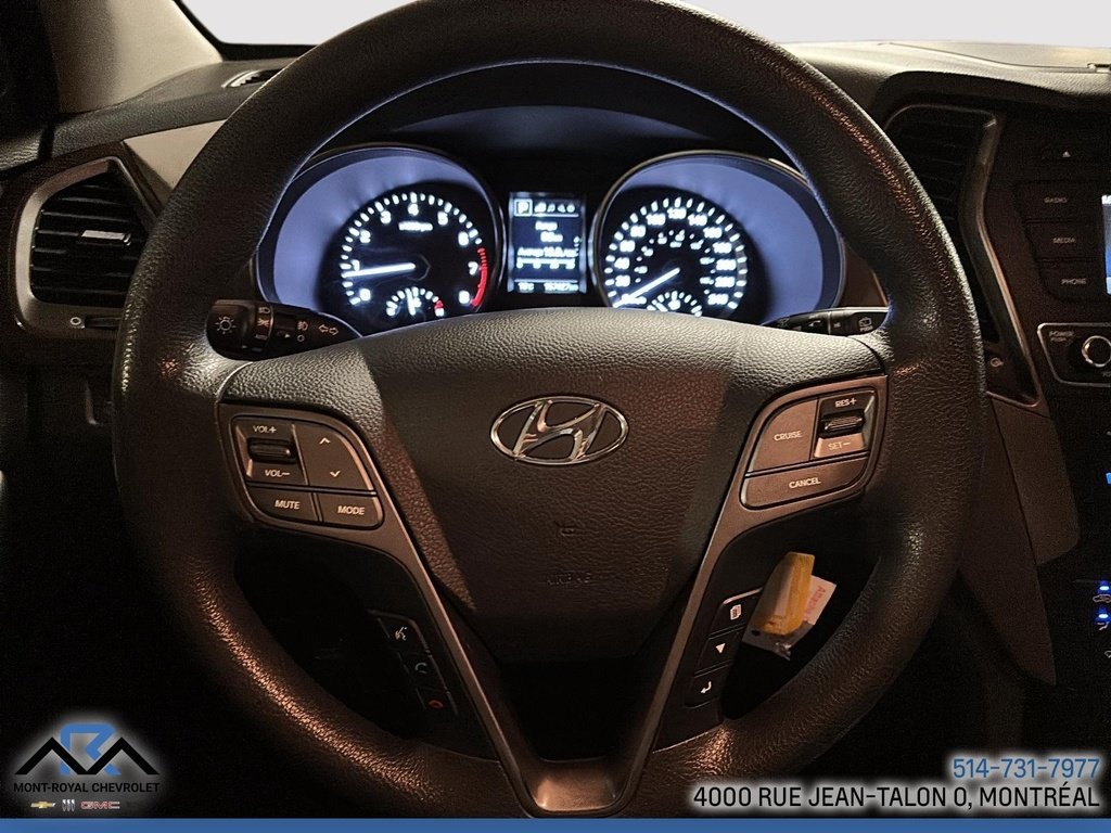Hyundai Santa Fe Sport  2017 à Montréal, Québec - 10 - w1024h768px