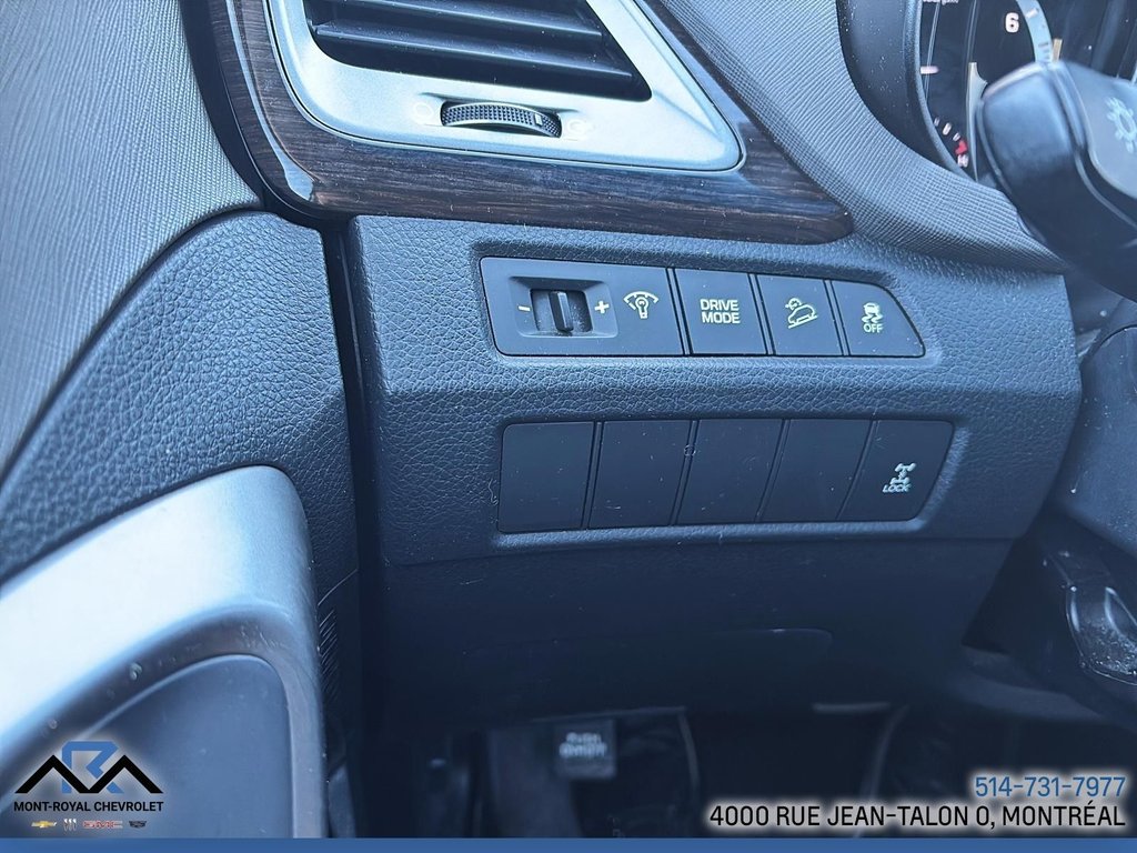 Hyundai Santa Fe Sport  2018 à Montréal, Québec - 30 - w1024h768px