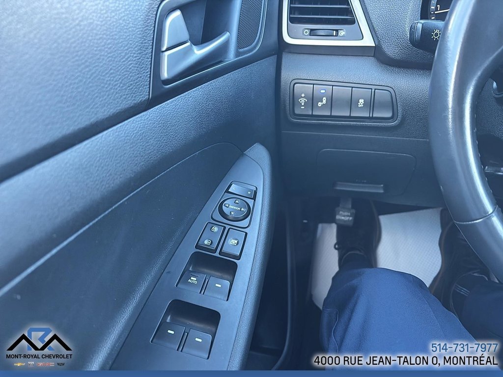 Hyundai Tucson  2016 à Montréal, Québec - 21 - w1024h768px