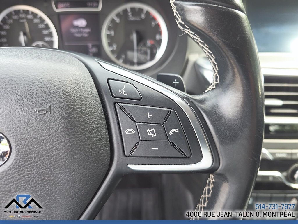 2017 Infiniti QX30 Luxe AWD in Montréal, Quebec - 25 - w1024h768px