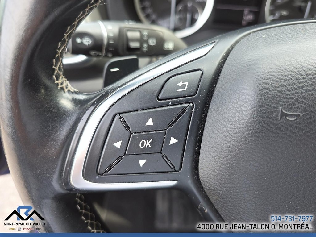 2017 Infiniti QX30 Luxe AWD in Montréal, Quebec - 24 - w1024h768px