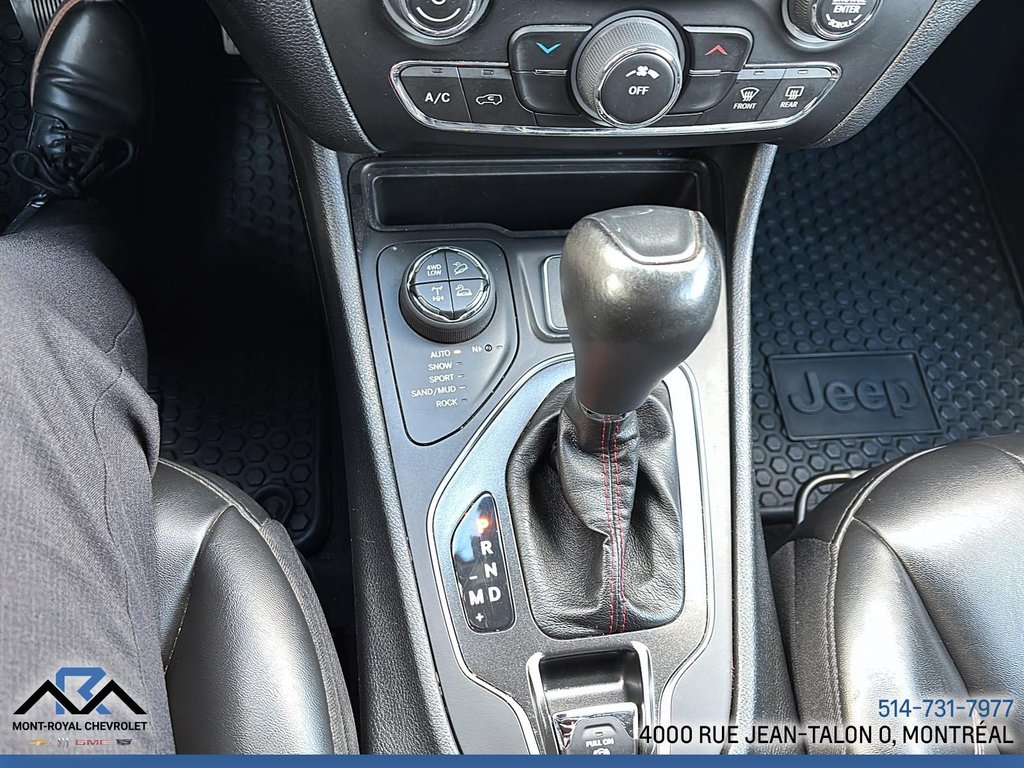 Jeep Cherokee Trailhawk 2020 à Montréal, Québec - 12 - w1024h768px