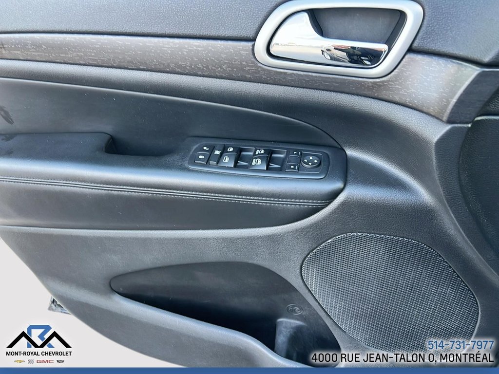 2018 Jeep Grand Cherokee Laredo in Montreal, Quebec - 19 - w1024h768px