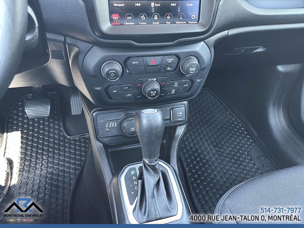 2023 Jeep Renegade in Montreal, Quebec - 13 - w1024h768px