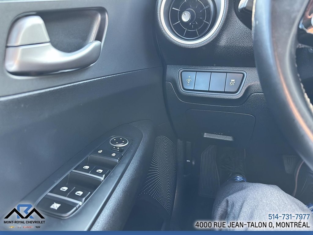 2021 Kia Forte in Montreal, Quebec - 17 - w1024h768px