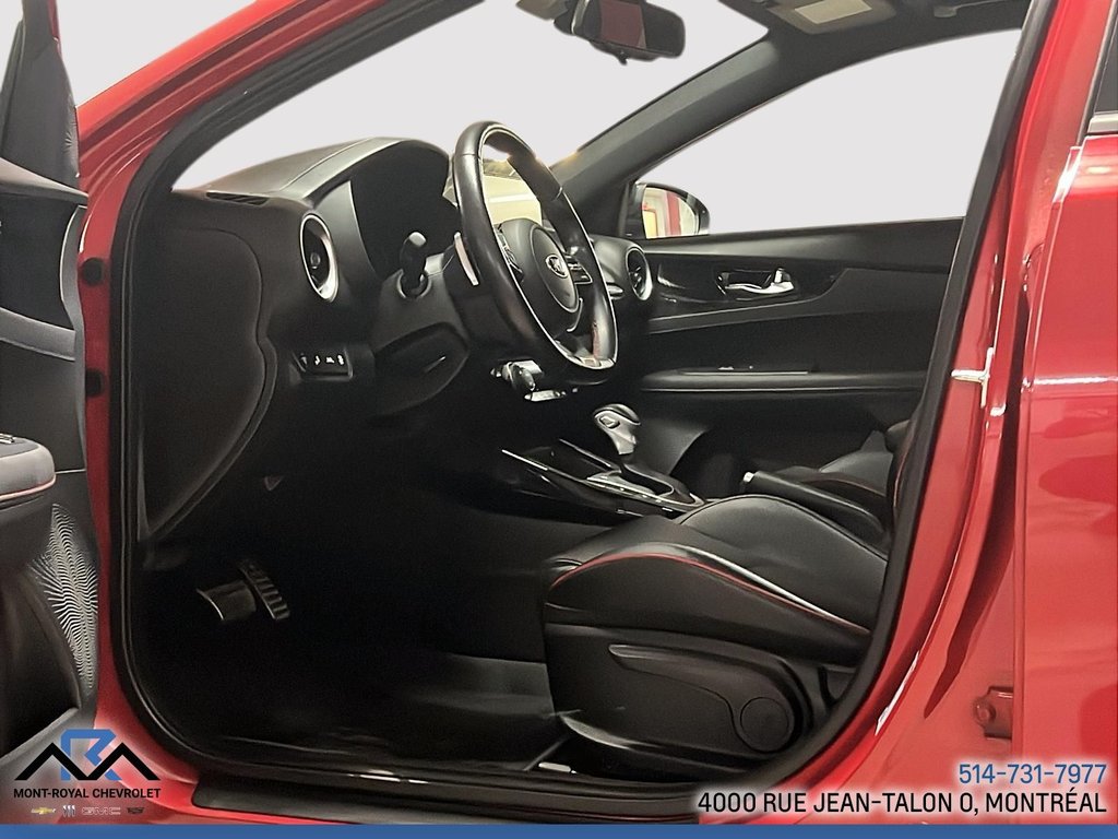 2021 Kia Forte5 in Montréal, Quebec - 9 - w1024h768px
