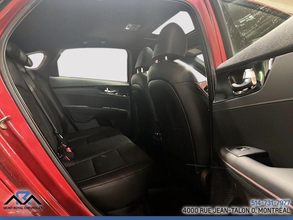 2021 Kia Forte5 in Montréal, Quebec - 12 - w1024h768px
