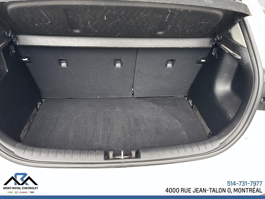 2018 Kia Rio 5-door EX in Montréal, Quebec - 11 - w1024h768px