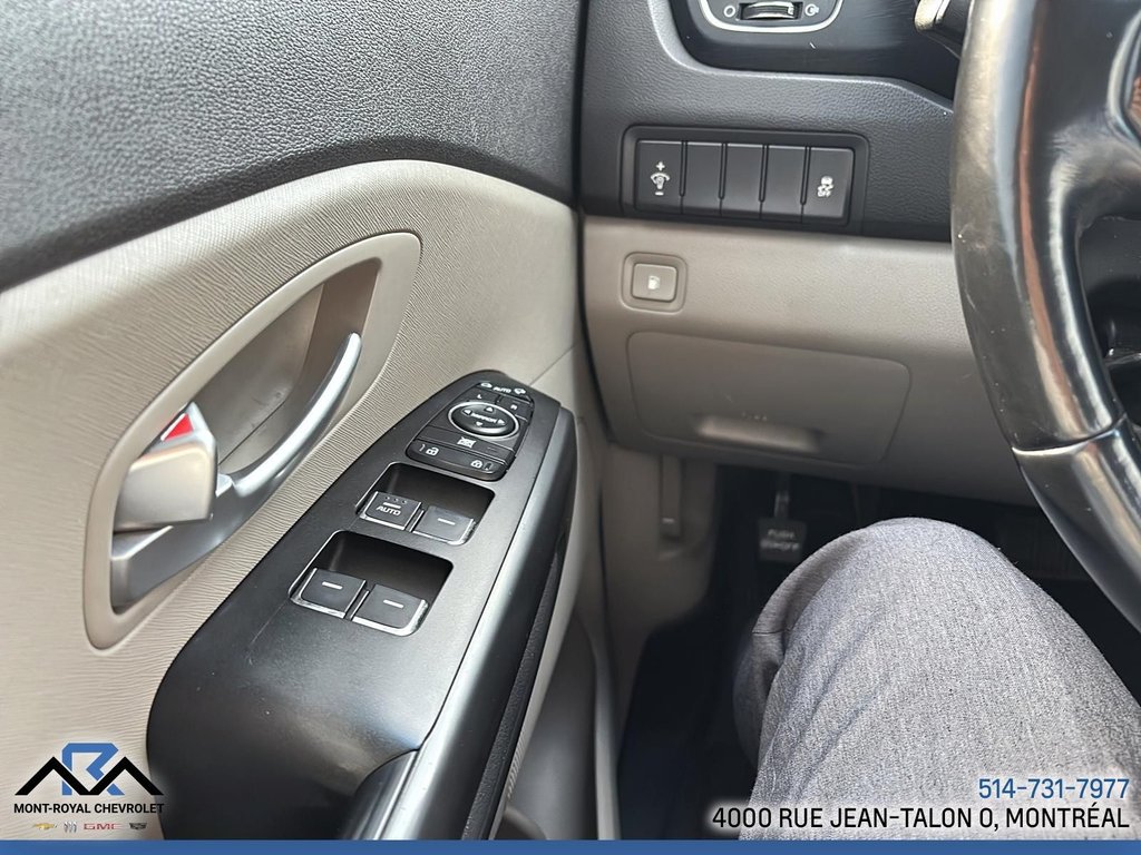 2018 Kia Sedona in Montreal, Quebec - 15 - w1024h768px