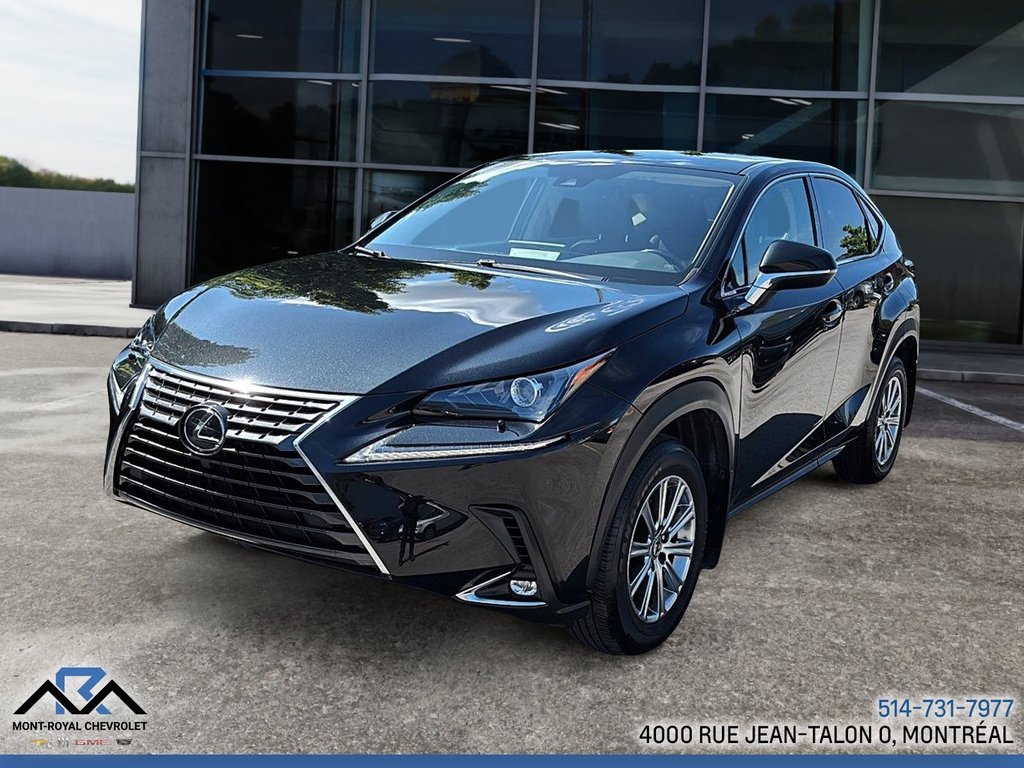 2021 Lexus NX 300 in Montréal, Quebec - 1 - w1024h768px