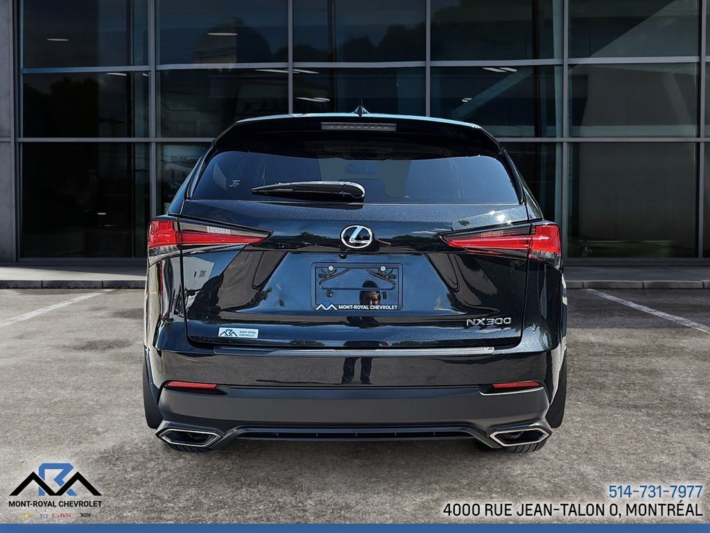 2021 Lexus NX 300 in Montréal, Quebec - 5 - w1024h768px