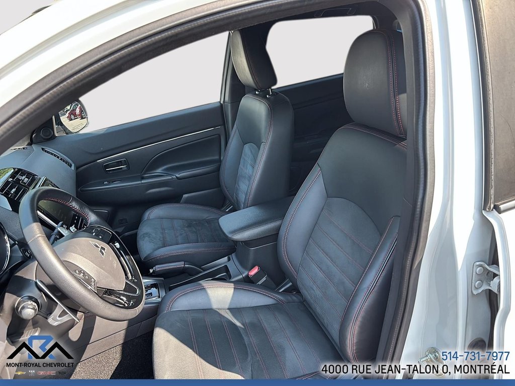 2020 Mitsubishi RVR SE in Montréal, Quebec - 13 - w1024h768px