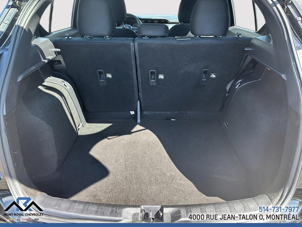 2024 Nissan Kicks SV in Montréal, Quebec - 11 - w1024h768px