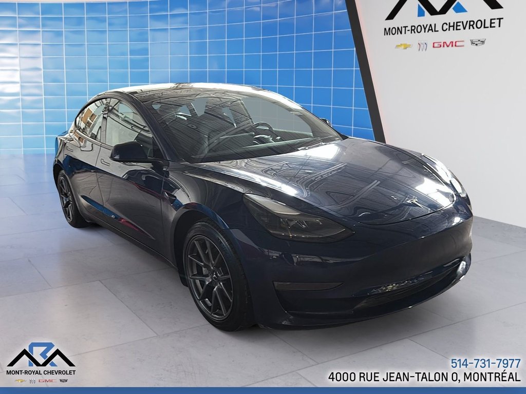 2022 Tesla Model 3 Standard range in Montréal, Quebec - 13 - w1024h768px