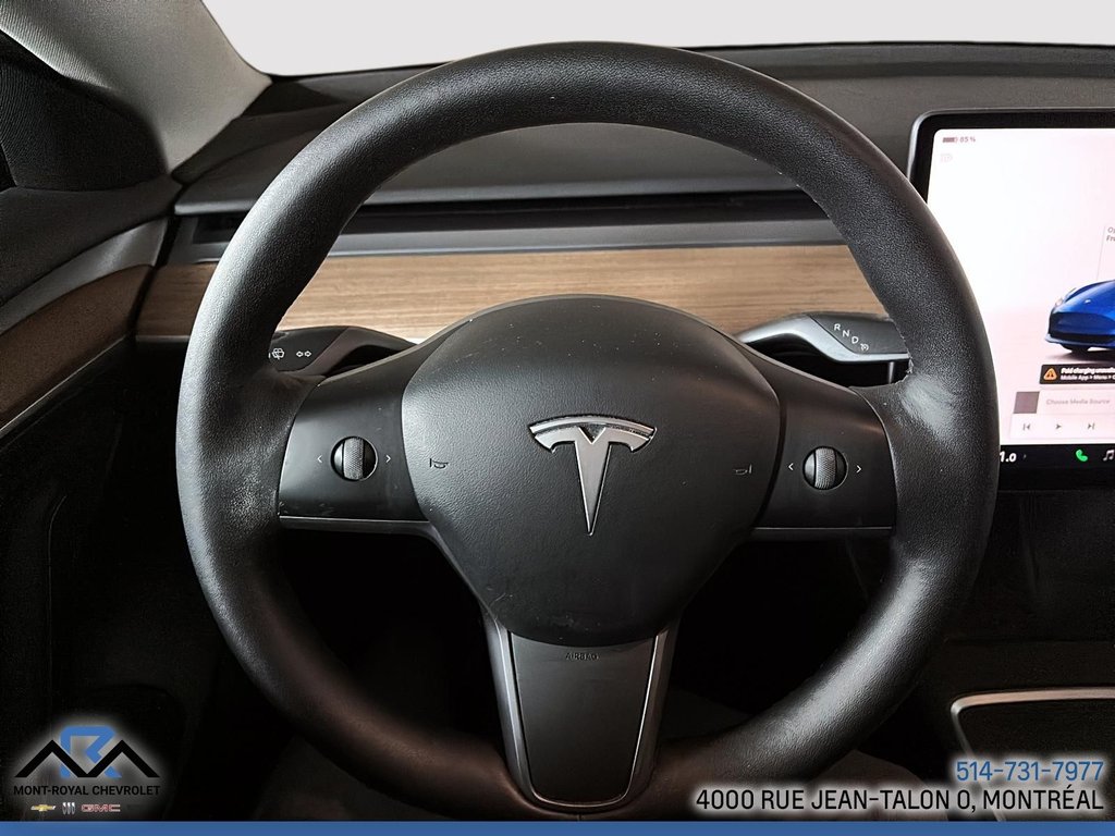 2022 Tesla Model 3 Standard range in Montréal, Quebec - 28 - w1024h768px